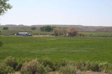 $2,800,000
Meeteetse 4BR 1BA, A good typical 200-250 cow ranch located