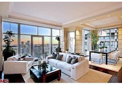 $2,895,000
Condominium, High or Mid-Rise Condo,Contemporary - Los Angeles (City), CA