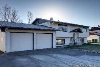 $305,000
Anchorage 3BR 2BA, Listing agent: Mary Cox