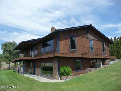 $305,000
Selah Real Estate Home for Sale. $305,000 4bd/3ba. - Mike Gibbons of