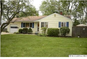 $309,000
Middletown 3BR 1BA, Actual Zip is 07758. MOVE RIGHT IN.