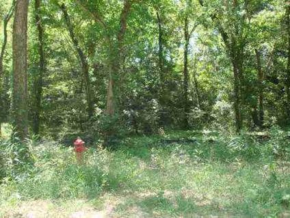 $30,000
Beautiful wooded lot in a premier new subdivision on the Little Red River