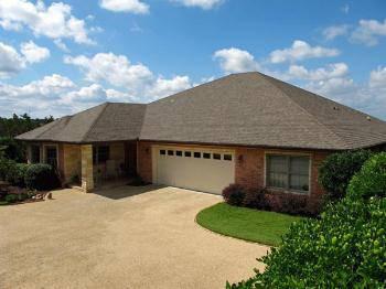 $324,900
Copperas Cove 3BR 2BA, Sink into a lounge chair and bask in