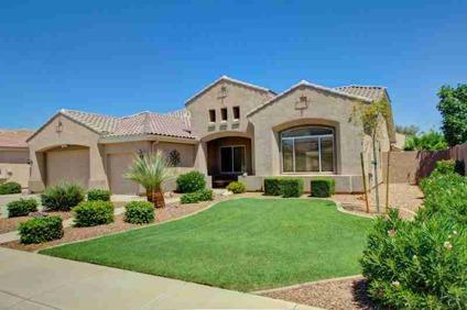 $325,000
Chandler, Gorgeous 4 bedroom, 2.5 bath home with a 3 car