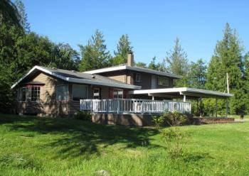 $325,000
Port Angeles 4BR 2.5BA, What more could you want for country