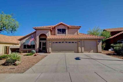 $327,000
Cave Creek 3BR, You will enter this bright dramatic LR/DR