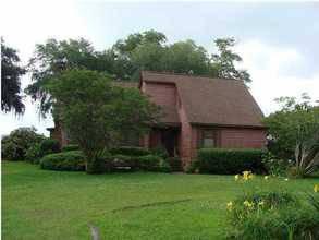 $328,000
Moncks Corner, Simply Charming Home situated on a large