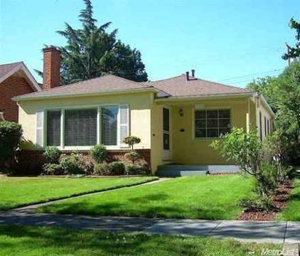 $329,000
Home has been carefully maintained with 2 bed and 1 bath