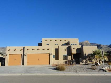 $329,900
Alamogordo Real Estate Home for Sale. $329,900 4bd/Three BA. - the Nelson Team o