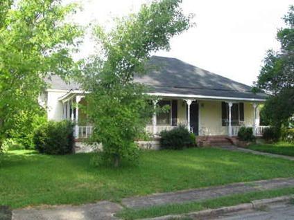 $32,000
3 br/ 1.5 ba House in Historic Distric in Tabotton