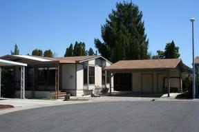 $32,500
Grants Pass 2BR 2BA, GREAT Home at the end of a quiet