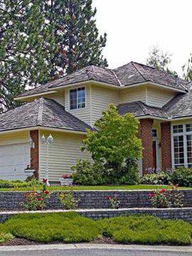 $330,000
Secluded, elegant garden home!
