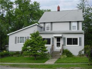 3318 Court St Ashtabula, OH 44004