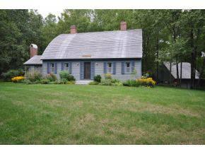 $335,000
$335,000 Single Family Home, Newmarket, NH