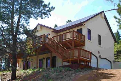 $335,000
Divide 3BR 3BA, Raised Ranch home * South facing driveway -