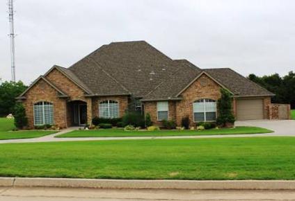 $335,900
Oklahoma City 3BR 2.5BA, GORGEOUS Home in Prestigeous Jaycie