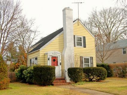 $339,000
Fixer Upper House for Sale in Stewart Manor