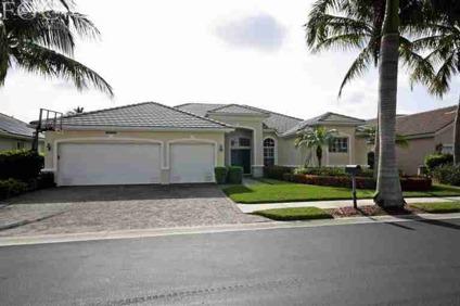 $339,000
Fort Myers 4BR 3BA, Single Family in