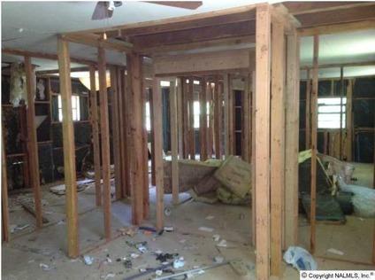 $33,000
Scottsboro 3BR 1BA, Home has been completely gutted.