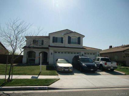 $340,000
Fontana, Open & bright 2 story home 5 bedrooms