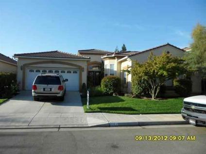 $344,900
Clovis 4BR 2.5BA, Traditional Sale! Open house for viewing