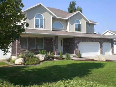$345,000
Lovely South Jordan Home - Perfect for Car Lovers