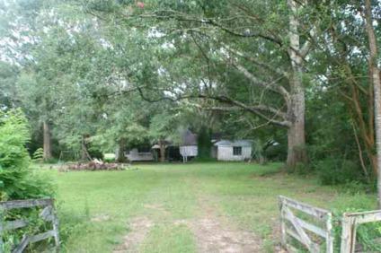$349,000
10 acres of beautiful land located on Plank Road. Two huge oak trees.