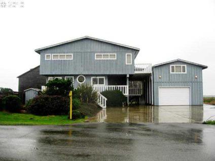 $349,000
Bandon 2BR 2BA, Ocean & river views from this home on the