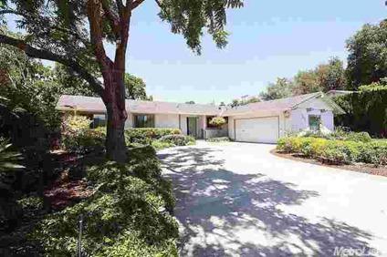 $349,000
Gorgeous 4 bedroom house for sale on a beautiful tree lines street in Carmichael