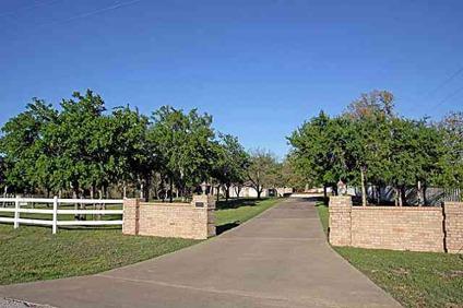 $349,000
Single Family, Traditional - Granbury, TX
