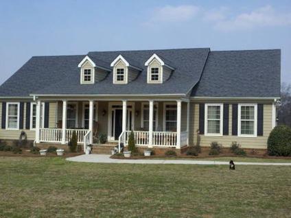 $349,900
6000 Sq Ft Home And Custom Barn On 7.5 Acres