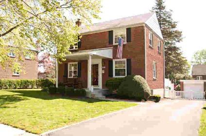 $349,900
Broomall 5BA, Immaculate brick colonial on one of the nicest