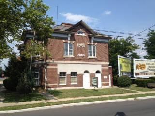 $349,900
Trenton, What a very nice building for a doctor
