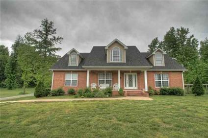$349,943
Springfield 3BR 4BA, BEAUTIFUL ALL BRICK HOME ON PRIVATE ONE