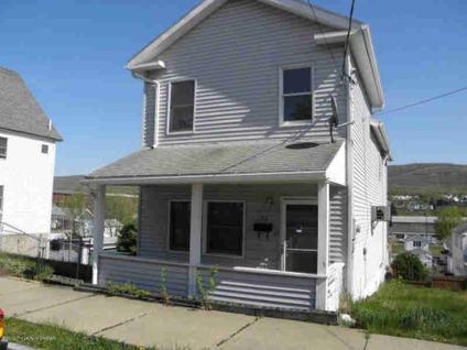 $34,900
Large Home, Double Lot! 3 Bedrooms