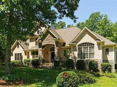 $350,000
Beautiful 4BR in Lovely Serene Wooded Setting!
