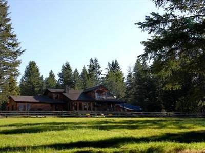 $350,000
Beautiful Custom Cedar Home , Shop & Barn Acreage!
