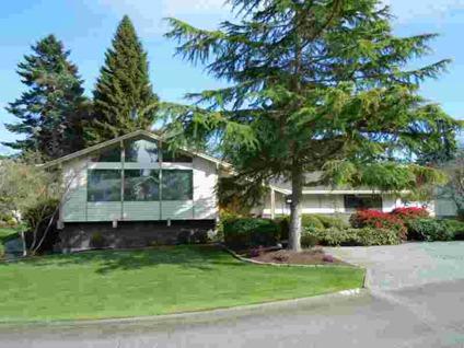 $350,000
Everett Real Estate Home for Sale. $350,000 3bd/1.75ba. - Barbara Lamoureux of