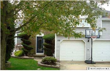 $350,000
Freehold, Stunning 3 bedroom, 2.5 bath colonial in desirable