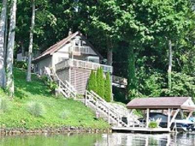 $350,000
Lakefront A-Frame Sweetwater Lake