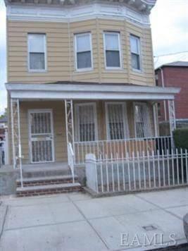 $350,000
Multi-Family House in the Bronx