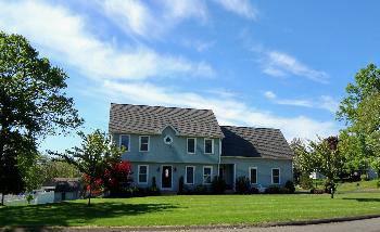 $359,900
Cromwell 4BR 2.5BA, Look no more - this beautifully