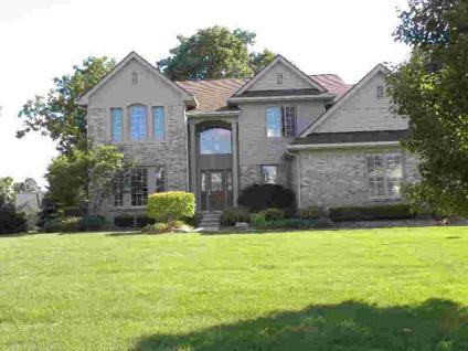 $359,900
South Lyon 3BR 3.5BA, Tanglewood colonial in golf course