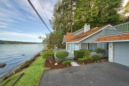 $359,950
112' of Waterfrontage in Bremerton