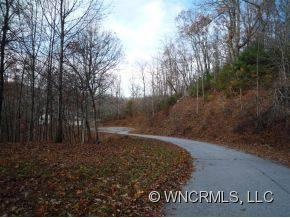 $35,000
Hendersonville, 1.18 ac wooded cul-de-sac lot with long