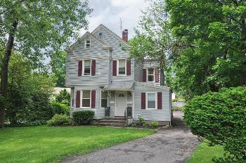 $365,000
Caldwell 5BR 2.5BA, You can find this charming 2-family home
