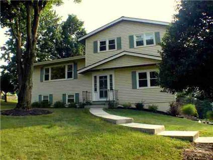 $368,000
Cornwall 3BR 2.5BA, Beautifully updated 4 level split in
