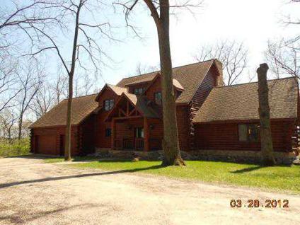$368,500
2 Stories, Log - BULL VALLEY, IL