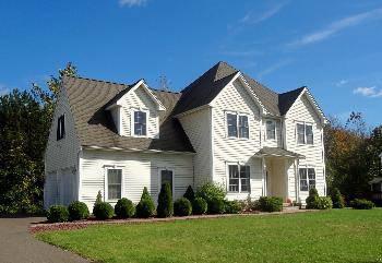 $369,900
Cromwell 3BR 2.5BA, Run, do not walk to see this beautiful