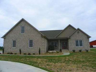 $369,900
Home with Acreage!!!
